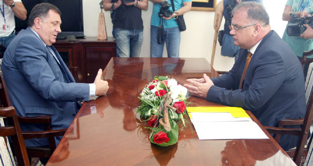 Додик и Иванић: Српска не признаје резултате пописа